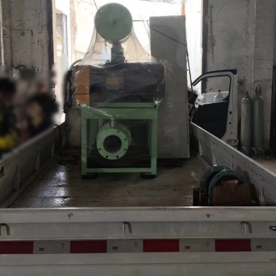 高溫羅茨風機發(fā)貨中